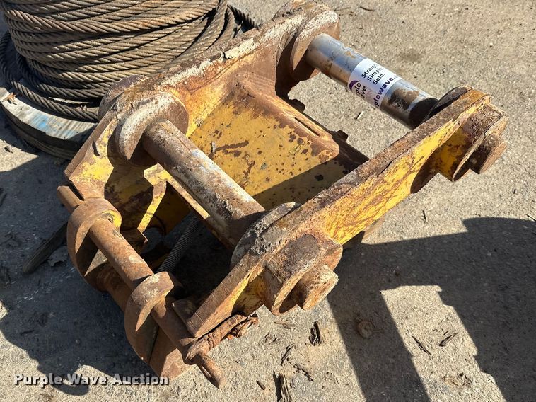 image for item FK1737 Excavator quick coupler