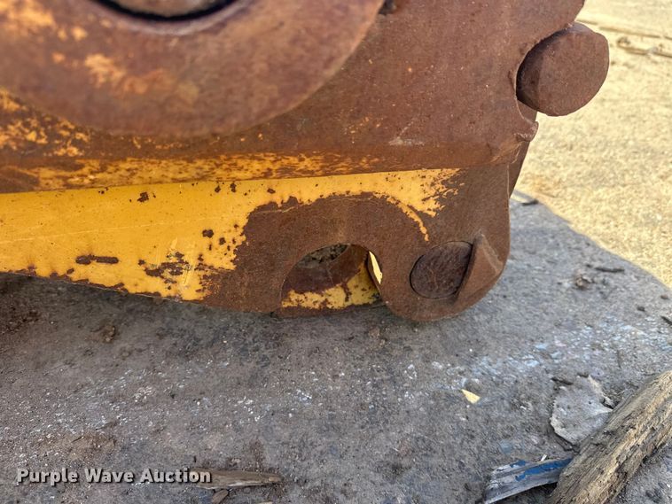 image for item FK1737 Excavator quick coupler