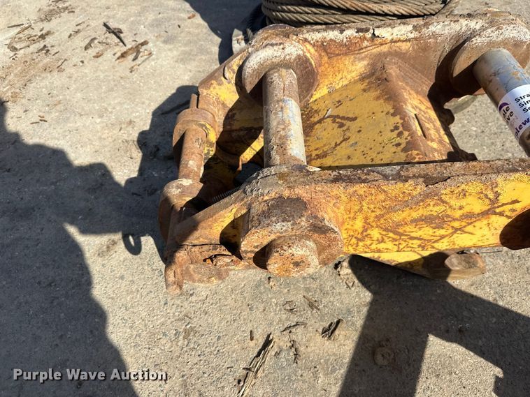 image for item FK1737 Excavator quick coupler