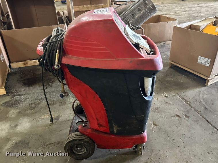 image for item FK1740 Snap-on EEAC325A AC reclaimer