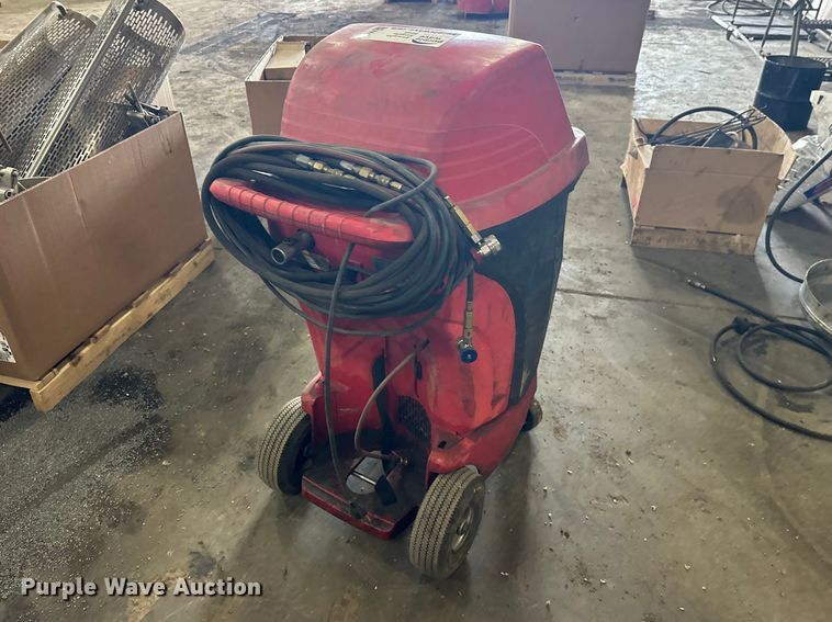 image for item FK1740 Snap-on EEAC325A AC reclaimer