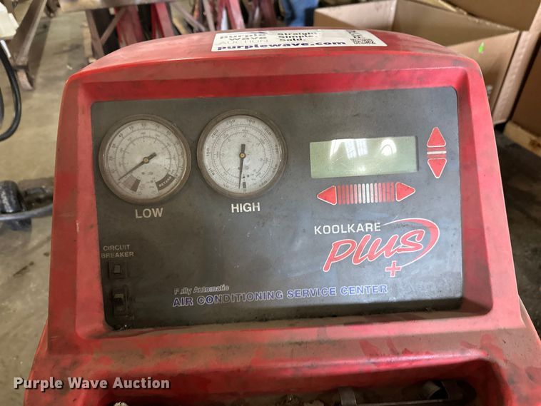 image for item FK1740 Snap-on EEAC325A AC reclaimer