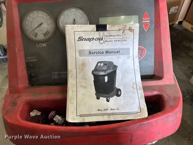 image for item FK1740 Snap-on EEAC325A AC reclaimer