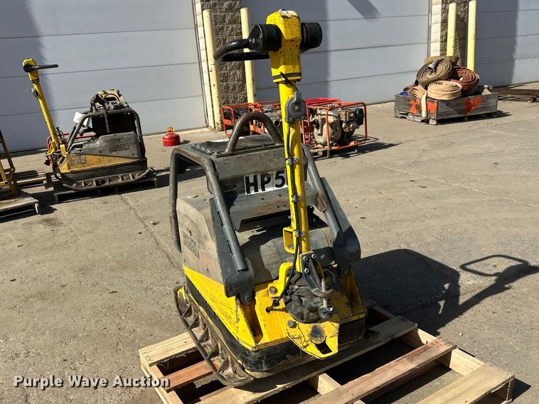 image for item FK1746 2012 Wacker Neuson Vibroplate DPU 6555HE plate compactor