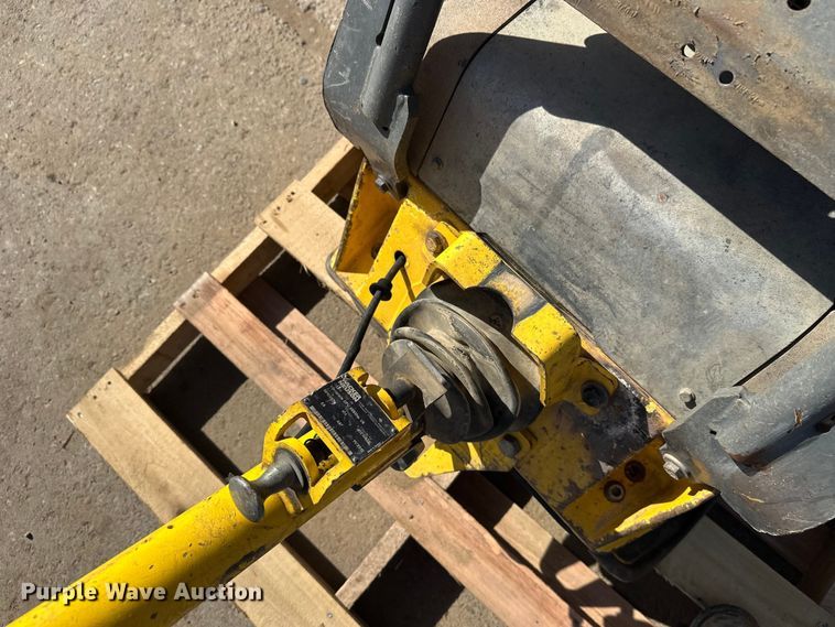 image for item FK1746 2012 Wacker Neuson Vibroplate DPU 6555HE plate compactor