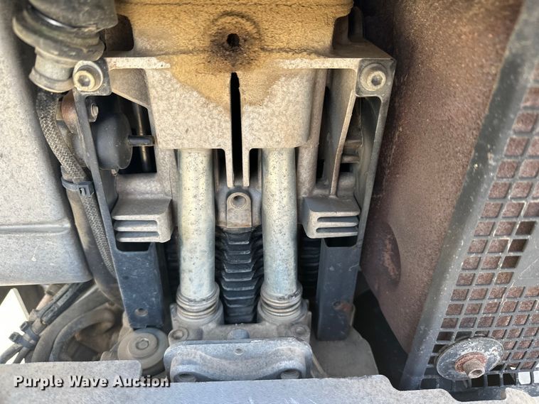 image for item FK1746 2012 Wacker Neuson Vibroplate DPU 6555HE plate compactor