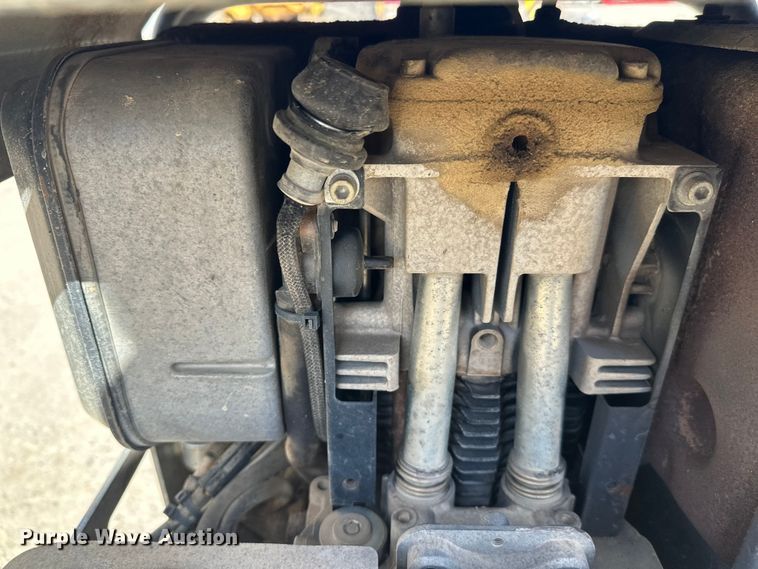 image for item FK1746 2012 Wacker Neuson Vibroplate DPU 6555HE plate compactor