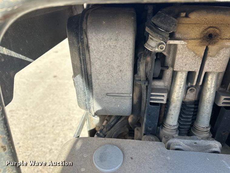 image for item FK1746 2012 Wacker Neuson Vibroplate DPU 6555HE plate compactor