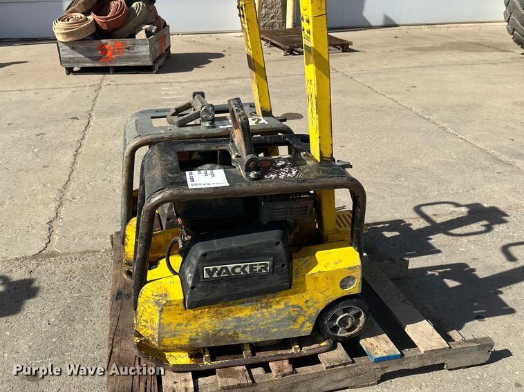 image for item FK1748 (2) Wacker Neuson plate compactors