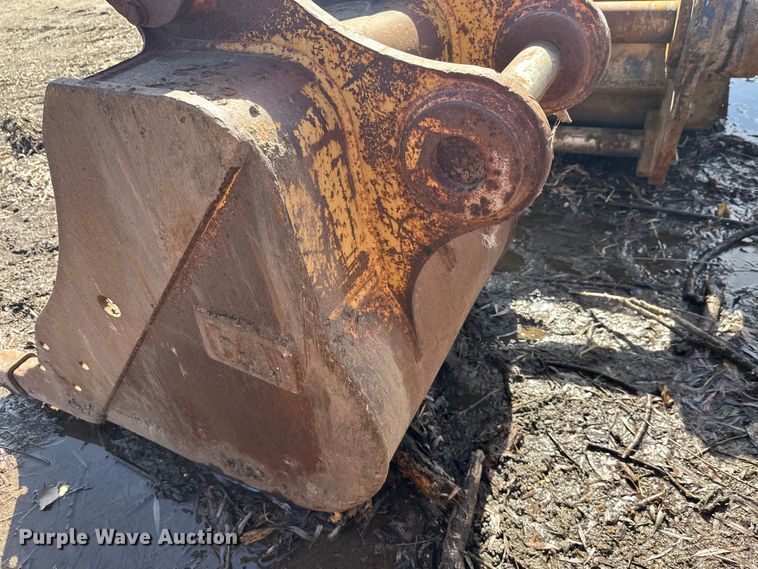 image for item FK1751 Caterpillar excavator bucket