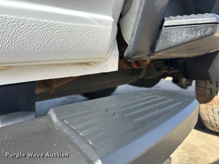 image for item FK1752 2021 Chevrolet Silverado 3500HD Crew Cab pickup truck