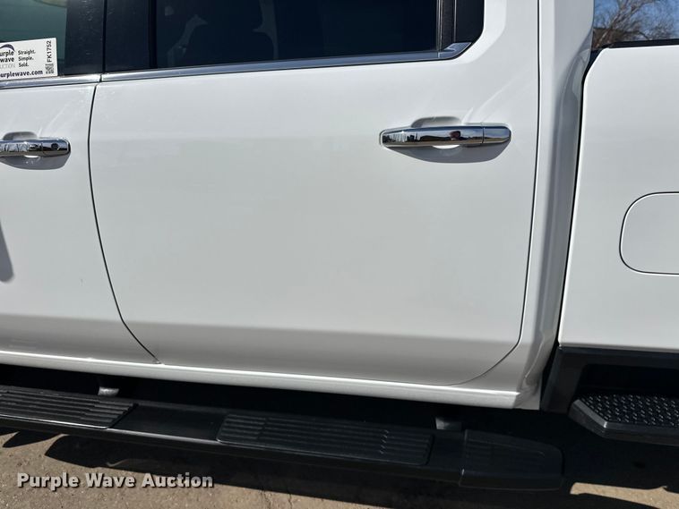 image for item FK1752 2021 Chevrolet Silverado 3500HD Crew Cab pickup truck