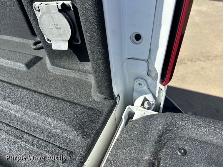 image for item FK1752 2021 Chevrolet Silverado 3500HD Crew Cab pickup truck