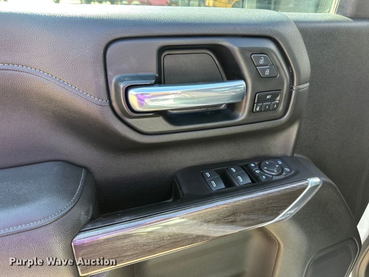 image for item FK1752 2021 Chevrolet Silverado 3500HD Crew Cab pickup truck