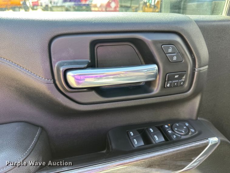 image for item FK1752 2021 Chevrolet Silverado 3500HD Crew Cab pickup truck