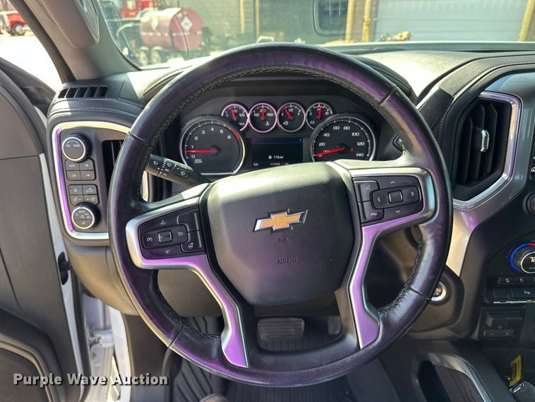 image for item FK1752 2021 Chevrolet Silverado 3500HD Crew Cab pickup truck