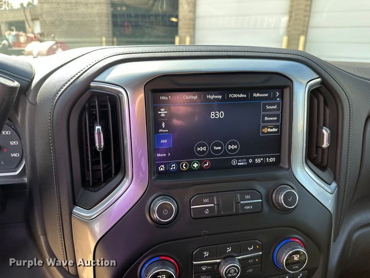 image for item FK1752 2021 Chevrolet Silverado 3500HD Crew Cab pickup truck