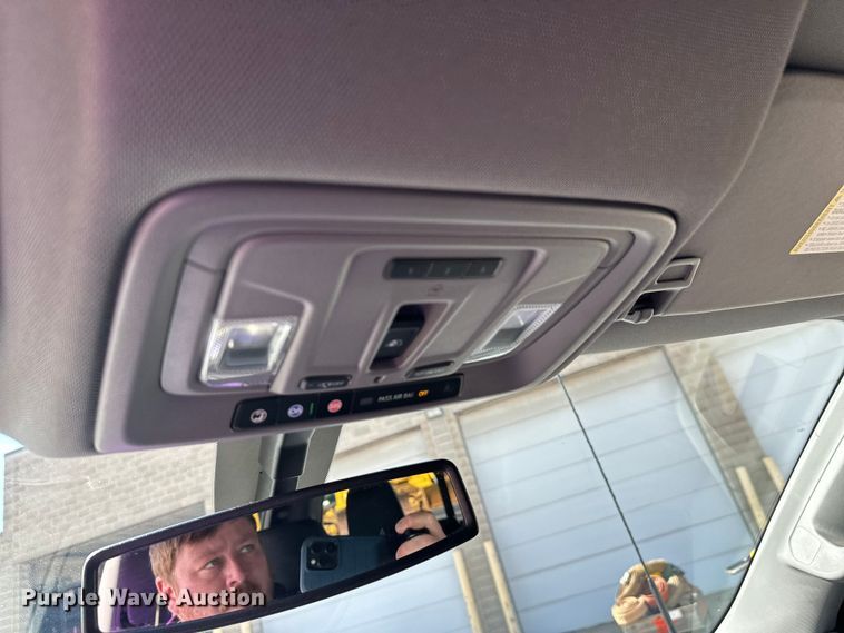 image for item FK1752 2021 Chevrolet Silverado 3500HD Crew Cab pickup truck