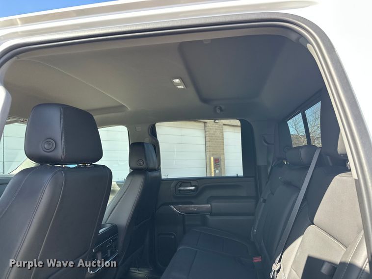 image for item FK1752 2021 Chevrolet Silverado 3500HD Crew Cab pickup truck