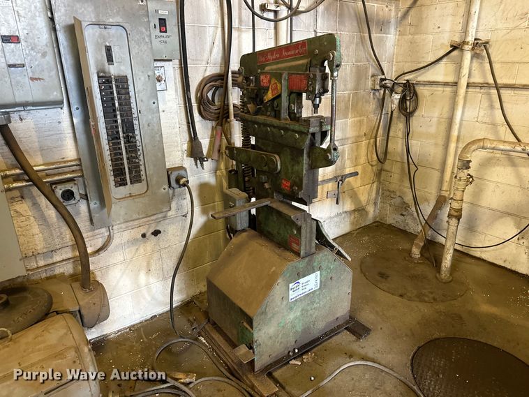 image for item FK1757 Uni-Hydro U1P914 punch machine