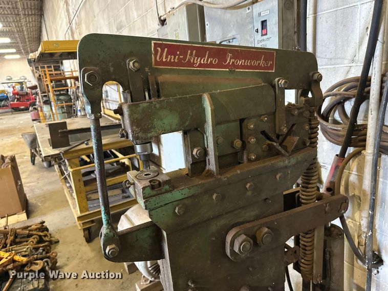 image for item FK1757 Uni-Hydro U1P914 punch machine