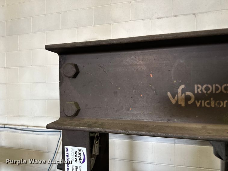 image for item FK1758 Rogers  hydraulic press