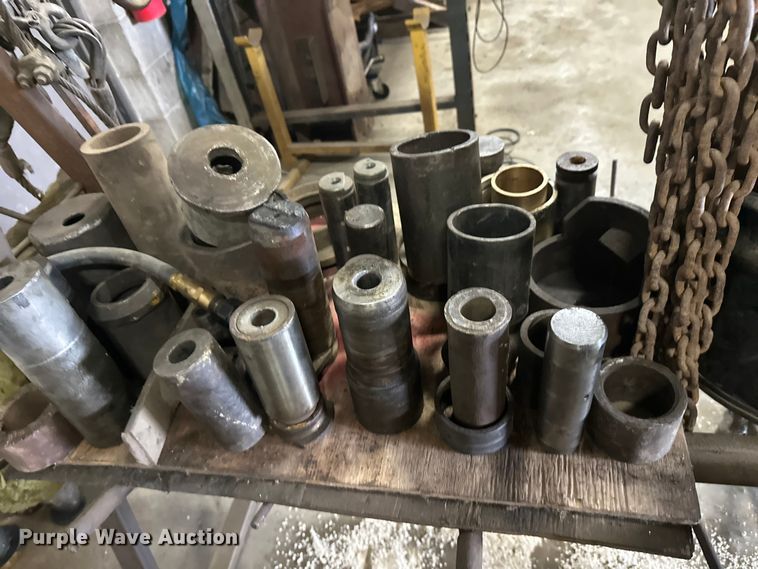 image for item FK1758 Rogers  hydraulic press