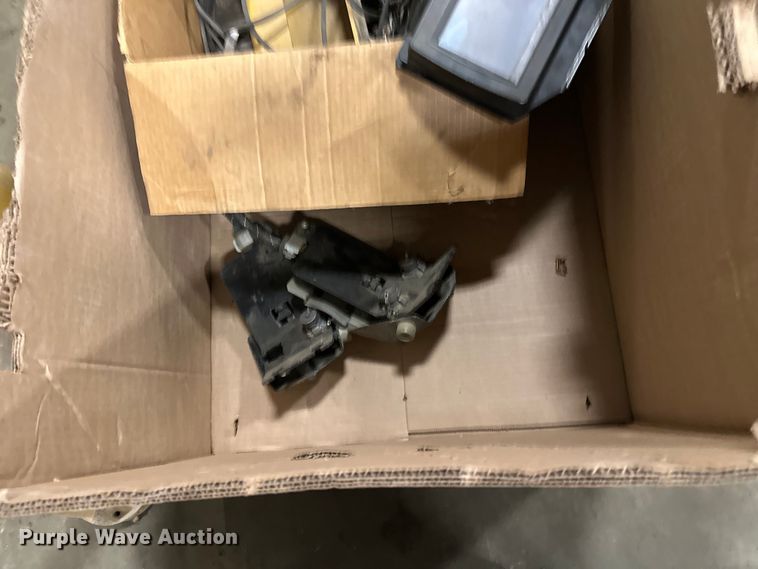 image for item FK1794 Trimble OCS900 grade control