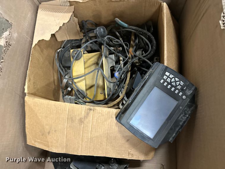 image for item FK1794 Trimble OCS900 grade control