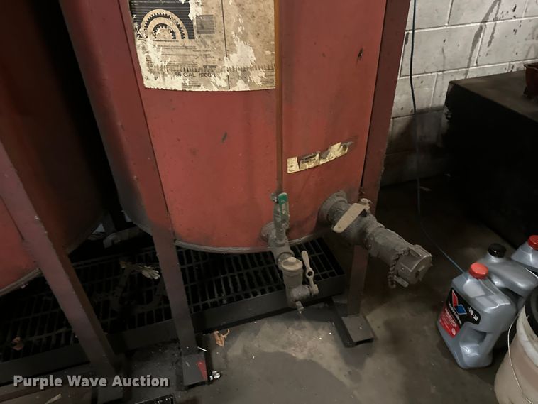 image for item FK1795 Bulk oil tanks