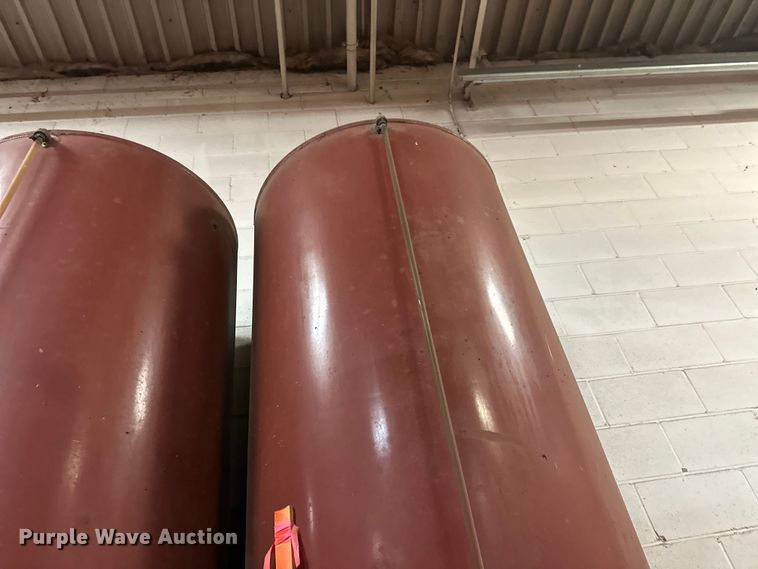 image for item FK1795 Bulk oil tanks