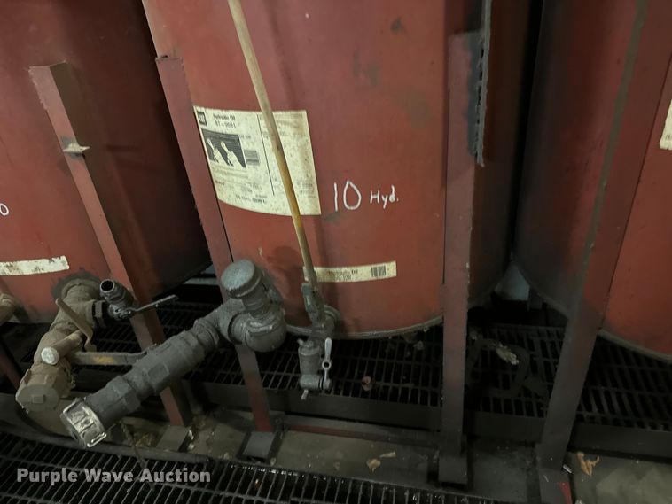 image for item FK1795 Bulk oil tanks