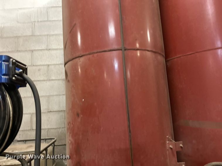 image for item FK1795 Bulk oil tanks