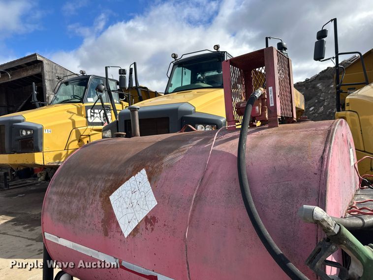 image for item FK1796 Fuel trailer