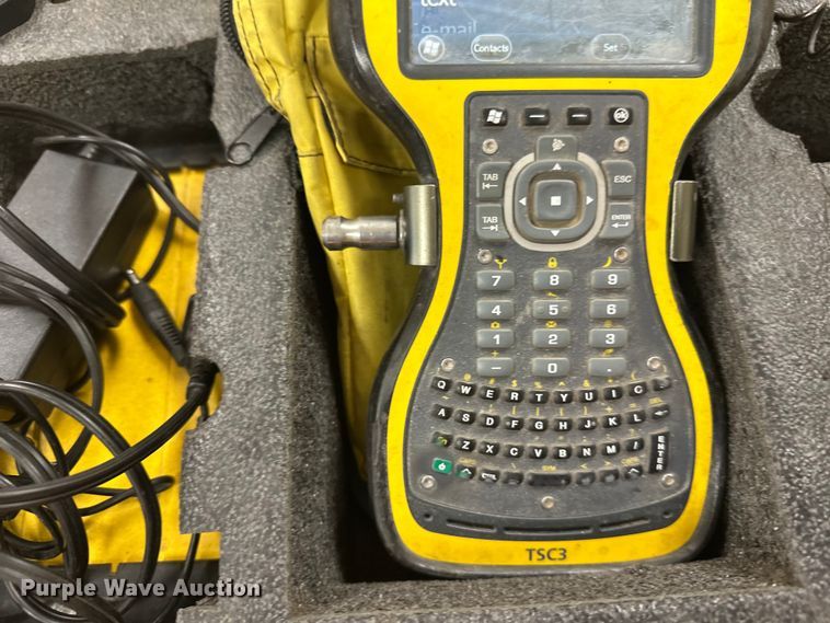 image for item FK1799 Trimble TSC3 surveying equipment