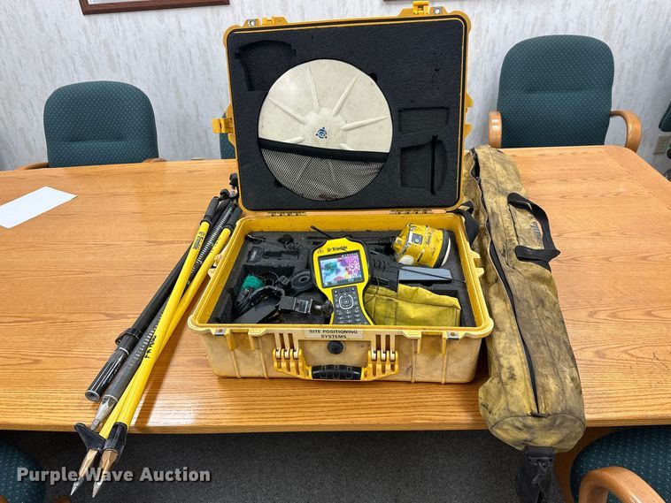 image for item FK1800 Trimble TSC3 surveying equipment