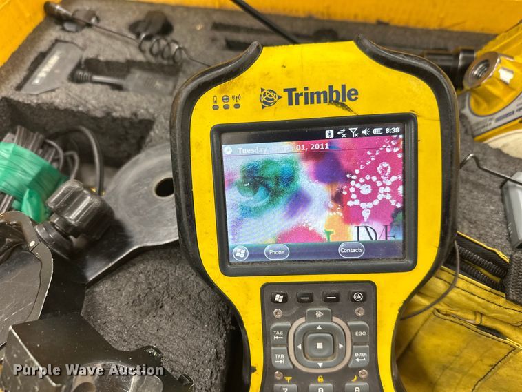 image for item FK1800 Trimble TSC3 surveying equipment