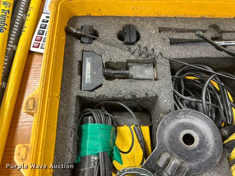 image for item FK1800 Trimble TSC3 surveying equipment