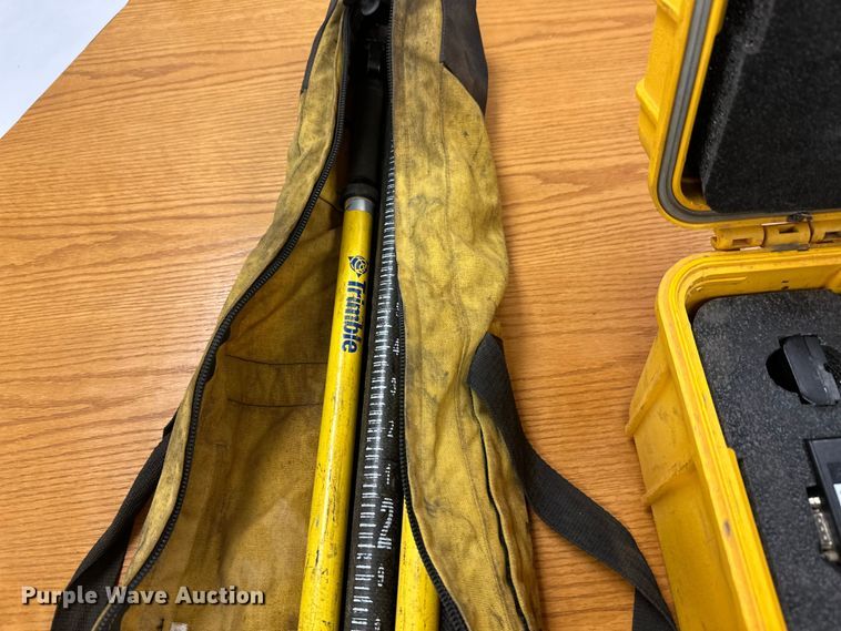 image for item FK1801 Trimble TSC3 surveying equipment