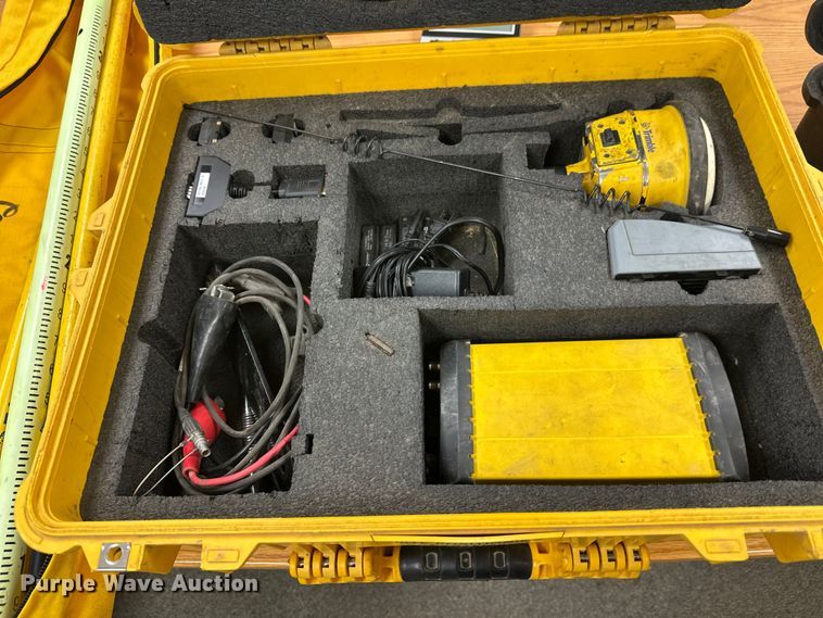 image for item FK1802 Trimble TSC7 surveying equipment