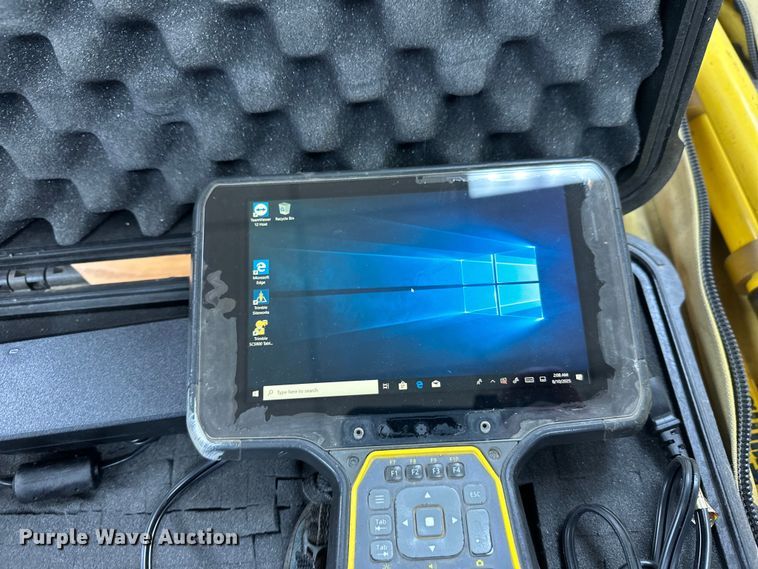image for item FK1802 Trimble TSC7 surveying equipment