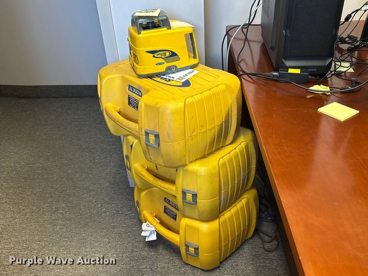 image for item FK1804 (4) Spectra Precision laser levels