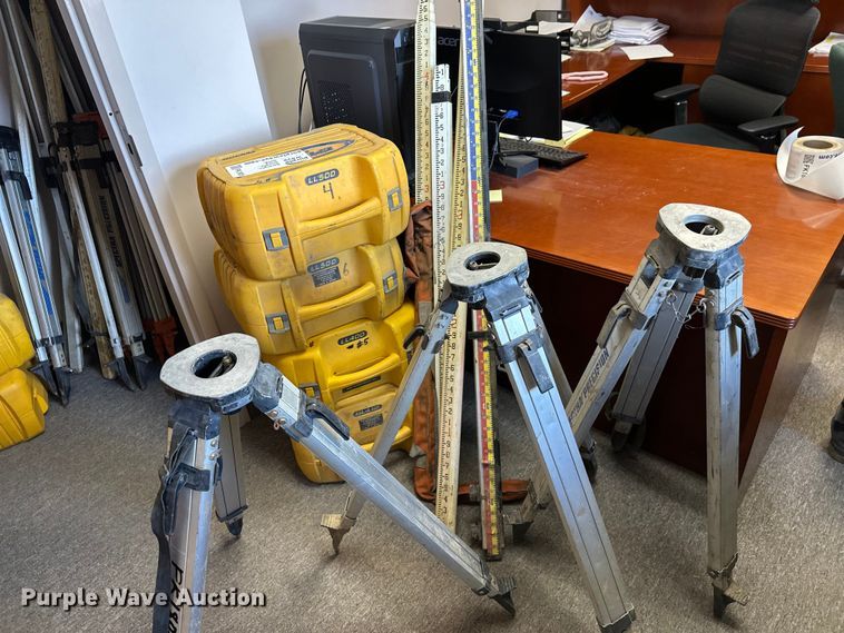 image for item FK1805 Surveying equipment