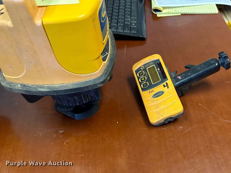 image for item FK1805 Surveying equipment