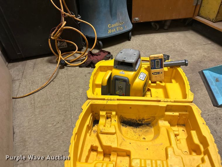 image for item FK1805 Surveying equipment