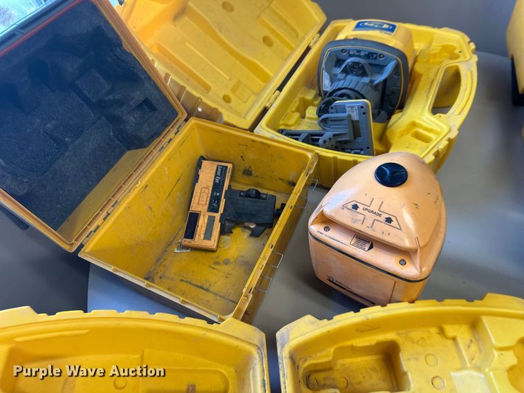 image for item FK1806 Surveying equipment