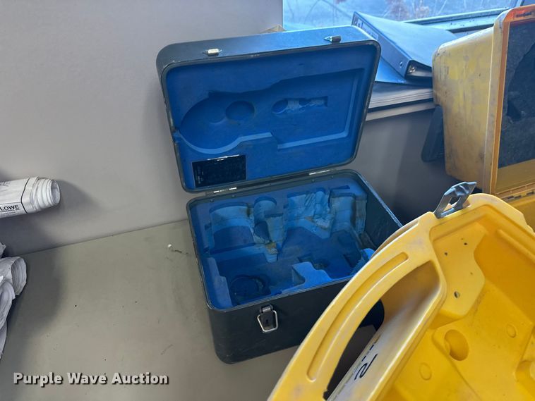 image for item FK1806 Surveying equipment