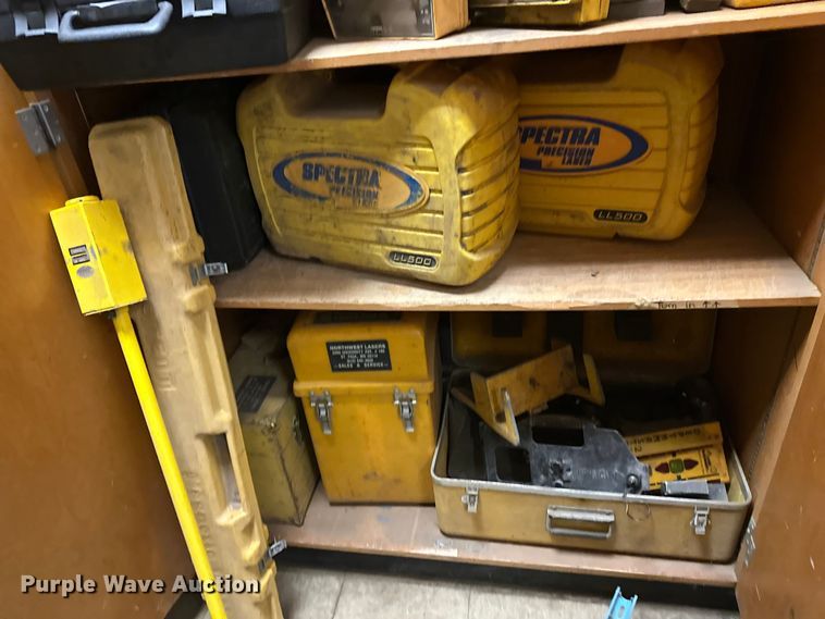 image for item FK1806 Surveying equipment