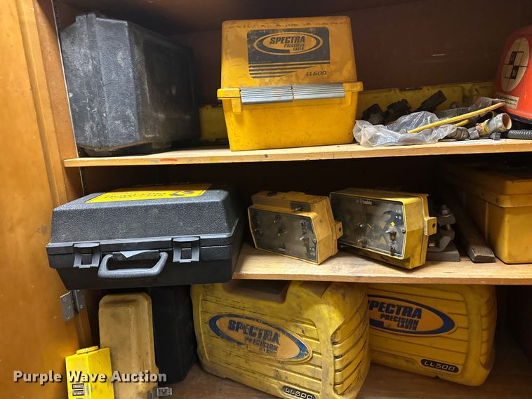 image for item FK1806 Surveying equipment