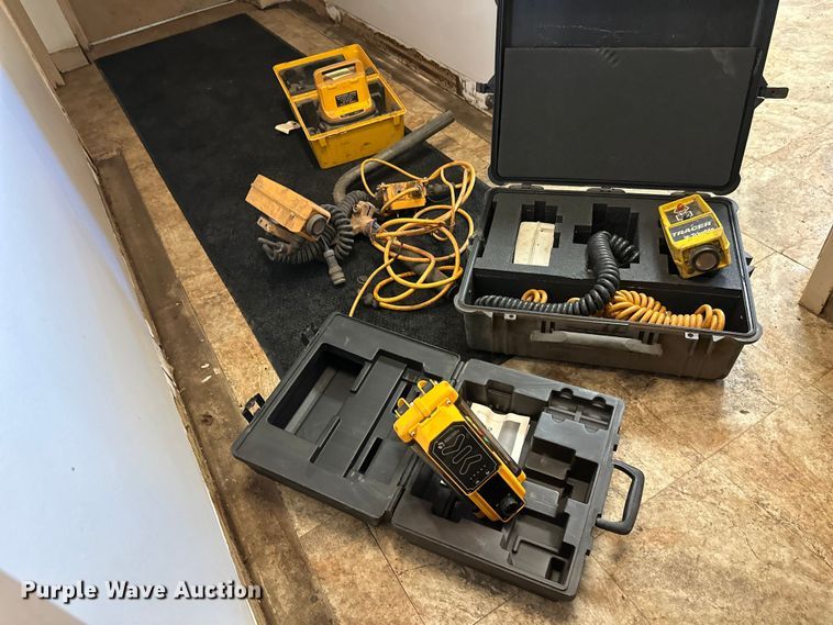 image for item FK1806 Surveying equipment